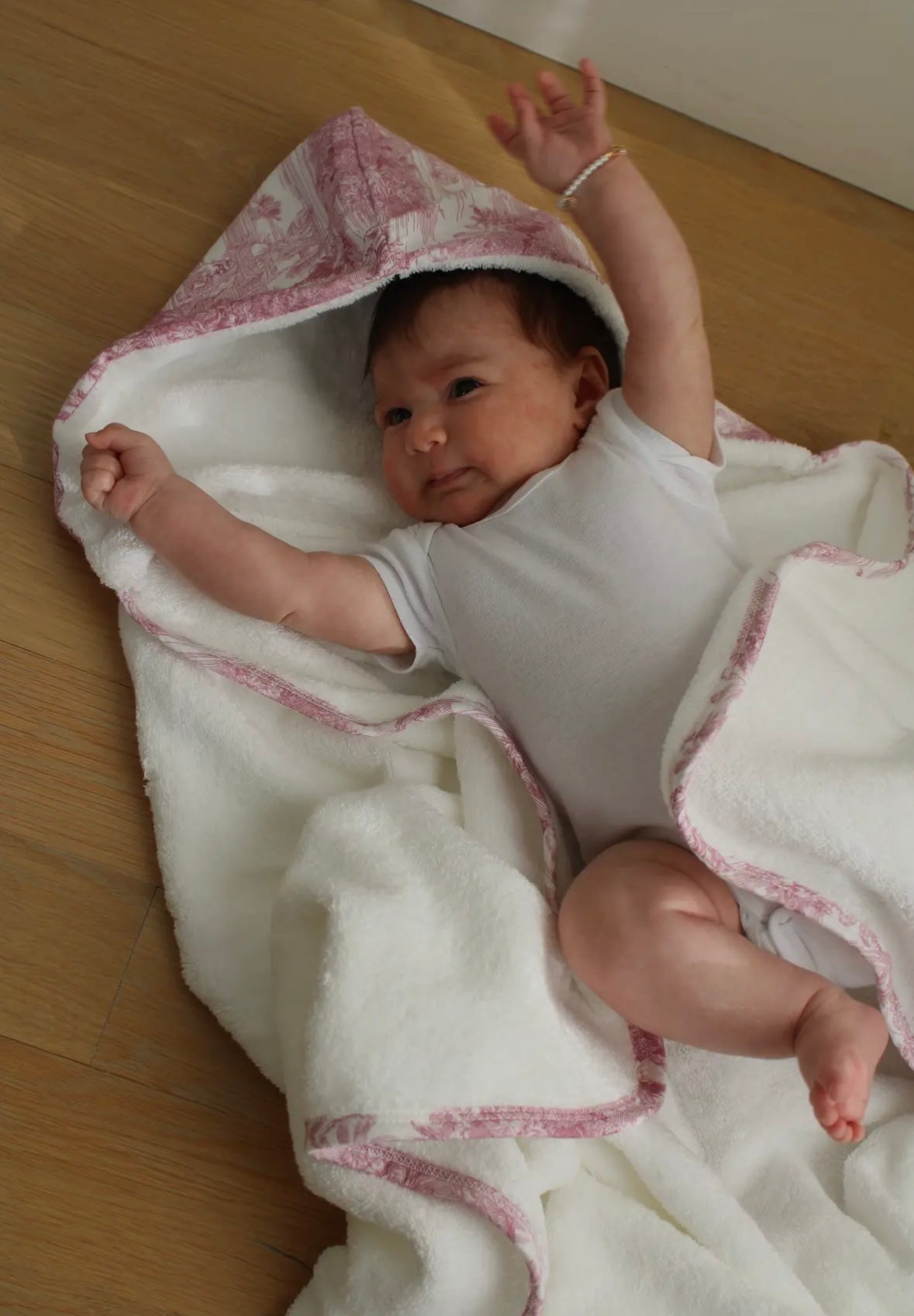 Toile bath towel