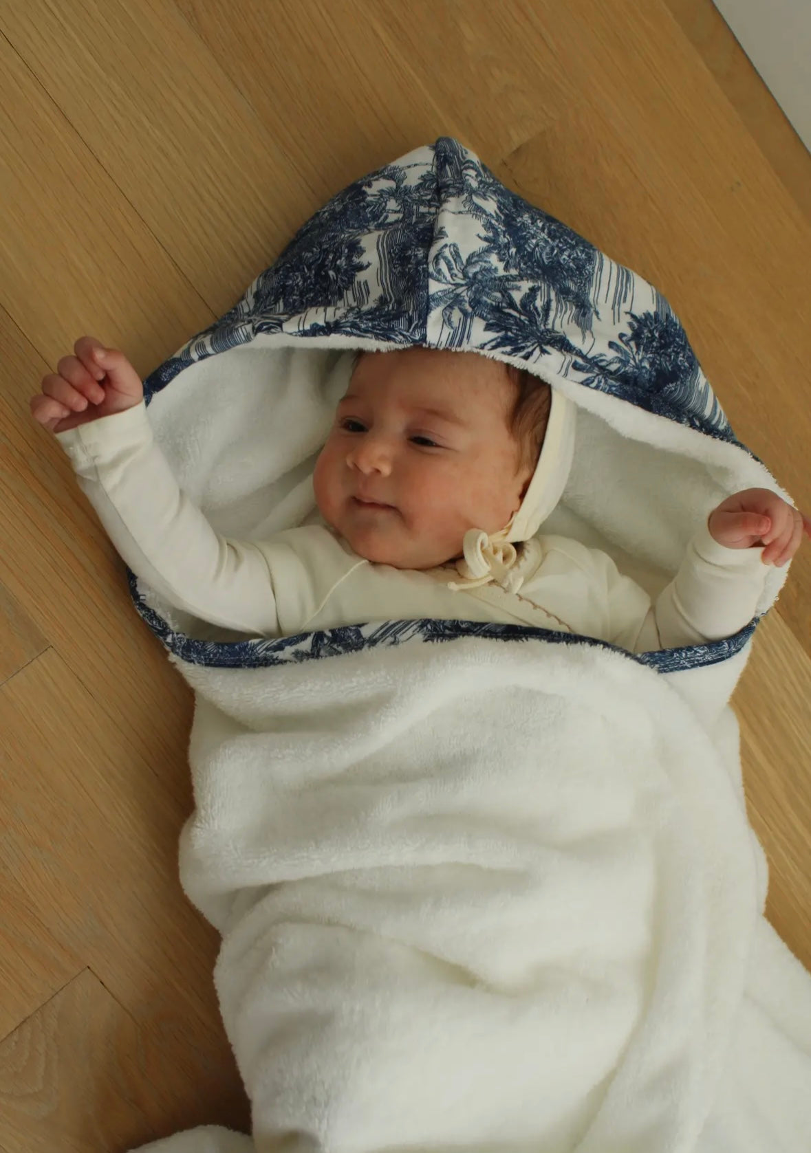 Toile bath towel